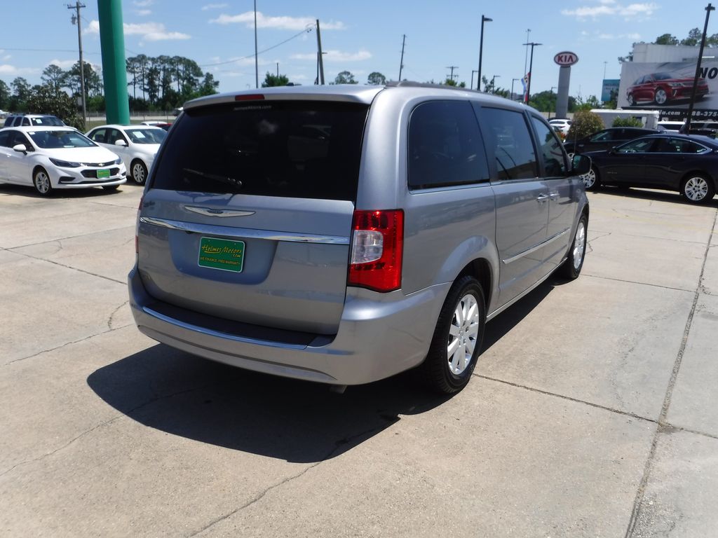 Used 2016 Chrysler Town & Country For Sale